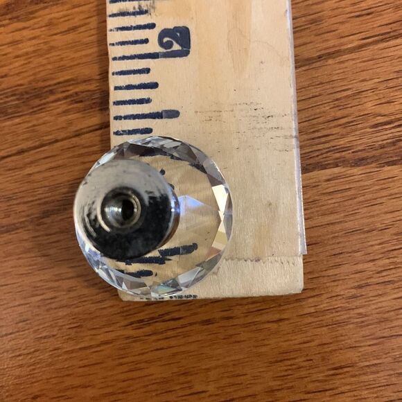 Box of 10 crystal drawer pulls with multi screws for your specific drawers. NWT - Picture 6 of 6